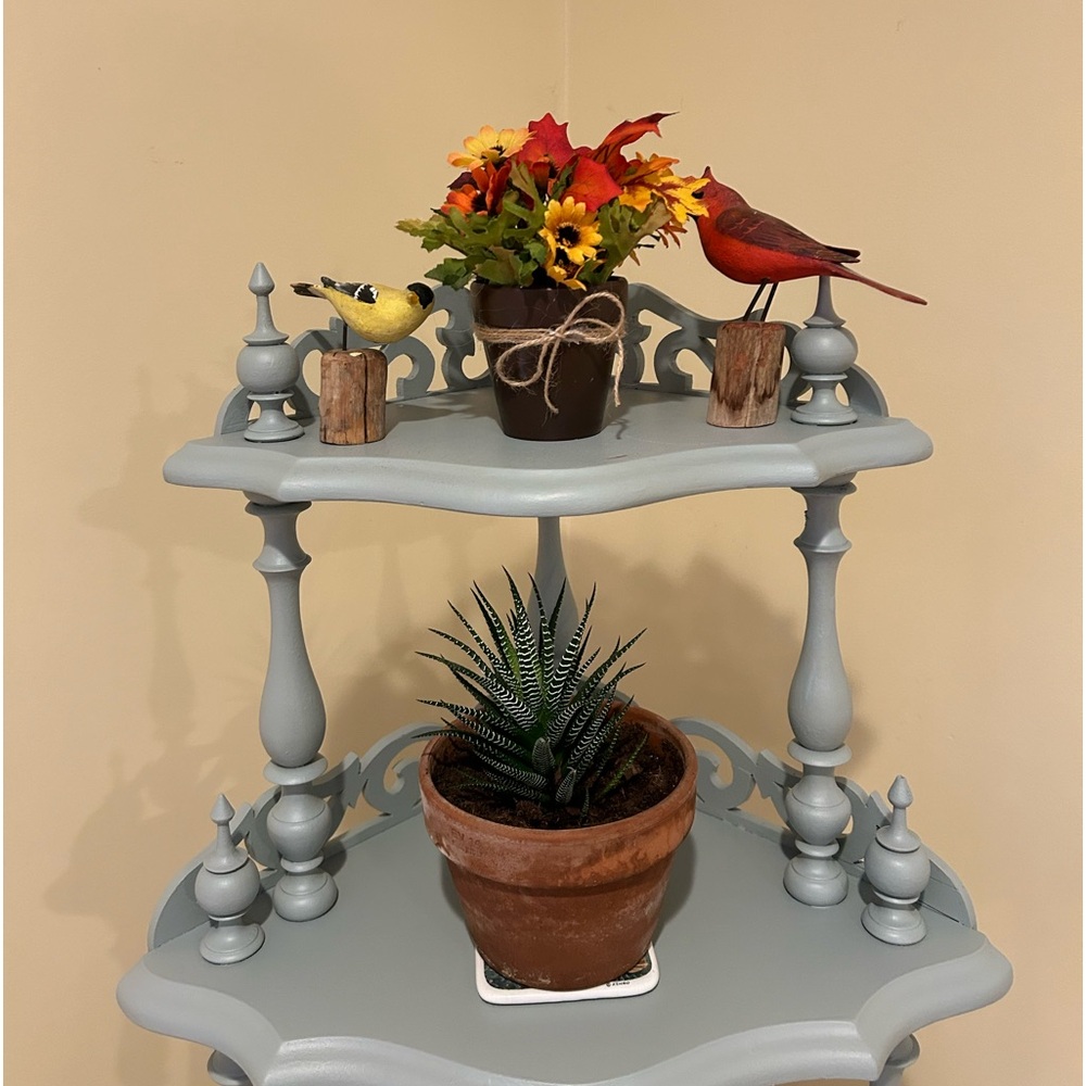 Floral decoration, hand-made. Hand painted clay pot with fall decor flowers NWT - Picture 3 of 5
